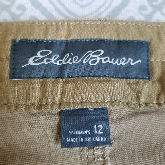 Eddie Bauer Tan High Waist Cropped Cargo Pants - Picture 7 of 8